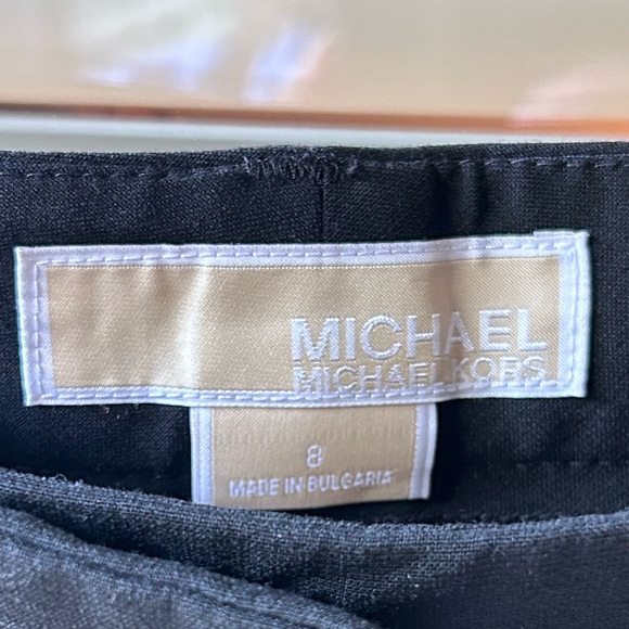 MICHAEL Michael Kors Black Bermuda Shorts in Size 8. Lightweight Fabric. - Picture 3 of 4